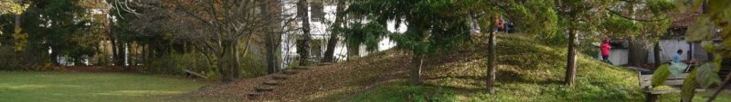 Kindergarten mit riesigem Garten